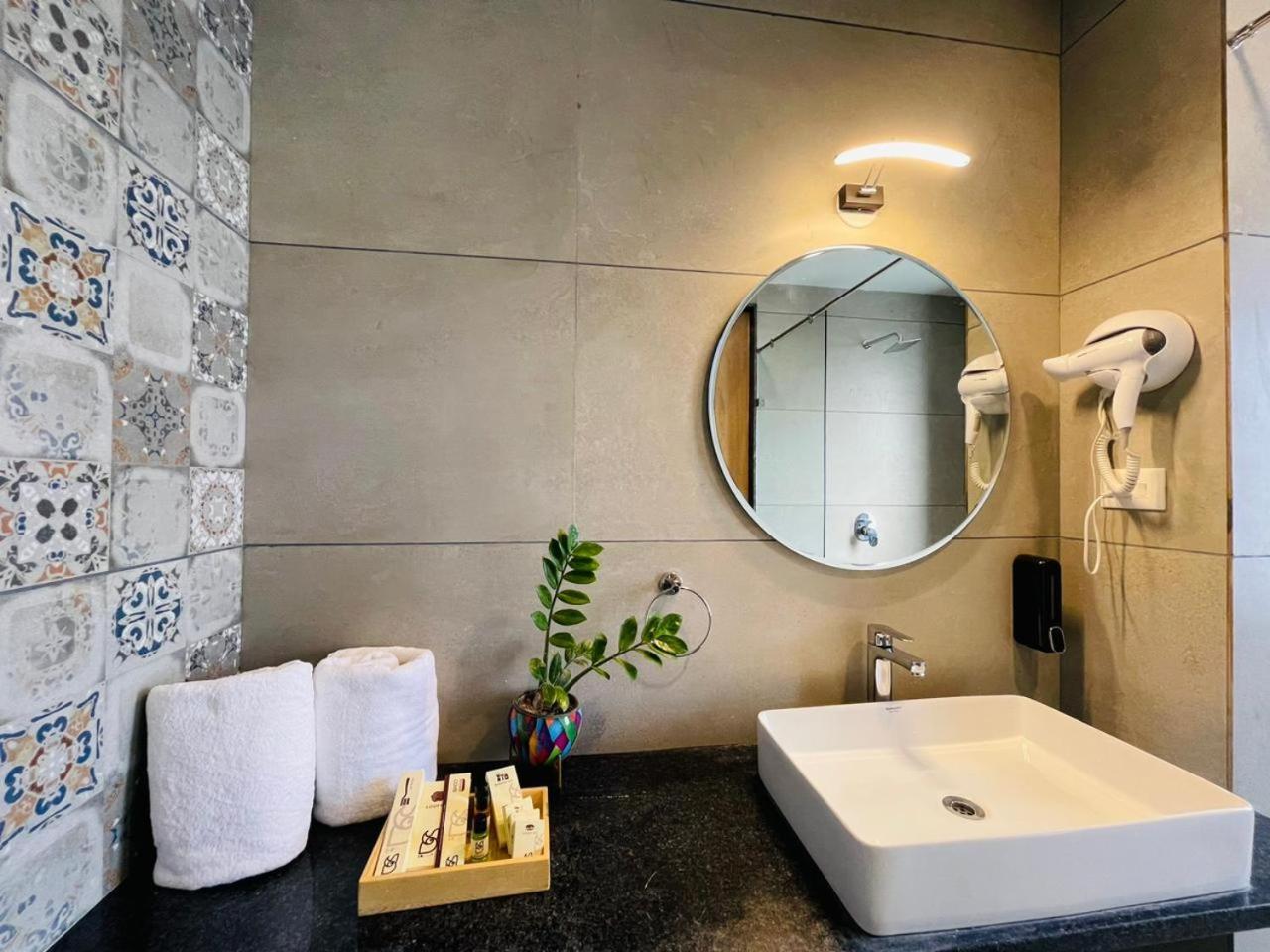 Suramya-A Luxury Boutique Hotel Udajpur Zewnętrze zdjęcie